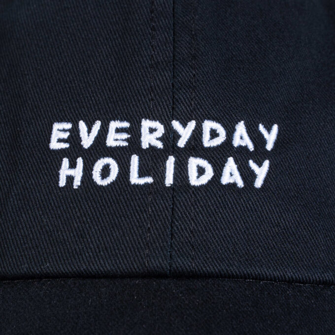 Everyday Holiday Classic Cap Black White